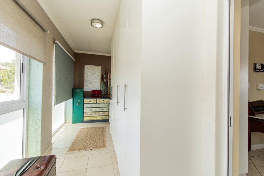 4 Bedroom Property for Sale in Fraaiuitsig Western Cape